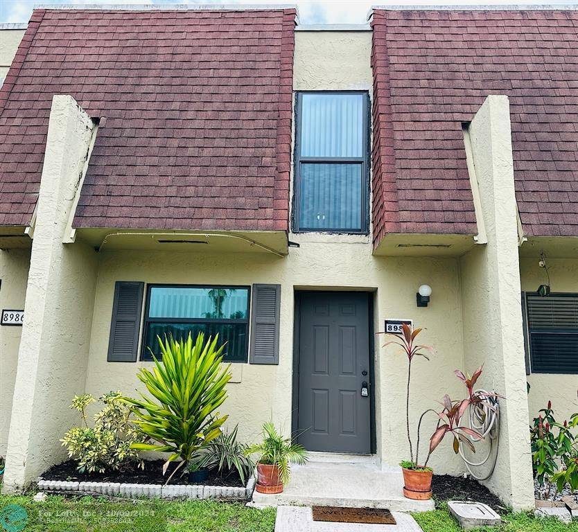 Pembroke Pines, FL 33024,8988 Palm Tree Ln  #8988