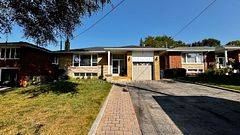 12 Kenewen CT, Toronto C13, ON M4A 1R8