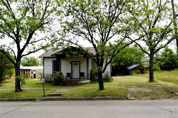 Coleman, TX 76834,1109 S Concho Street