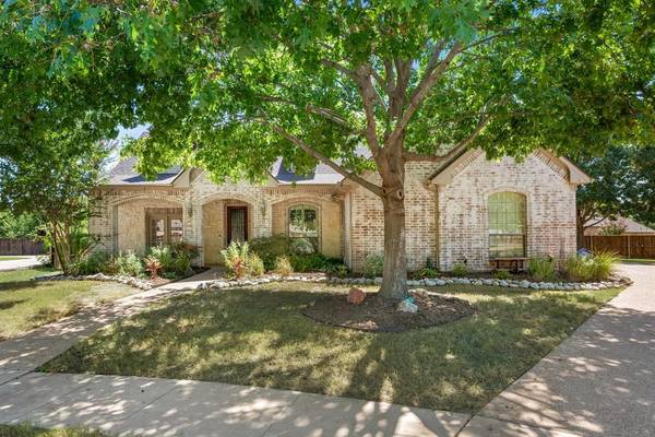 9204 Cachelle Court, North Richland Hills, TX 76182