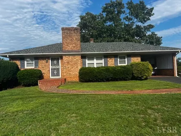 223 Oakdale CIR, Lynchburg, VA 24502