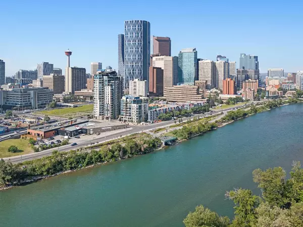 Calgary, AB T2G 0T9,325 3 ST Southeast #1210