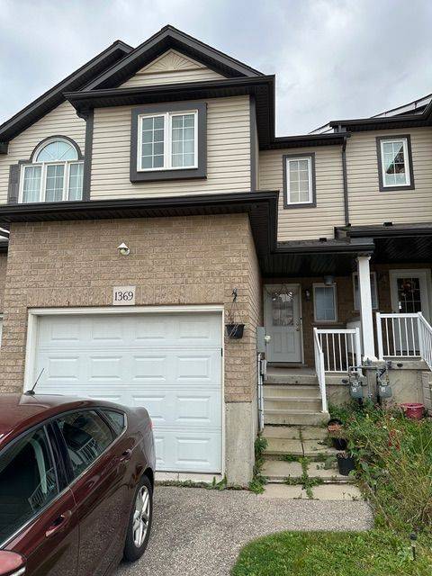 1369 countrystone DR, Kitchener, ON N2N 3R8