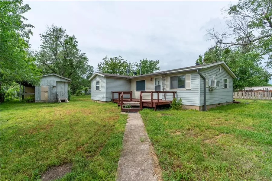 1113 E Pecan Street, Cushing, OK 74023