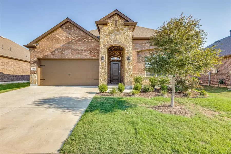 11128 Cobalt Drive, Aubrey, TX 76227