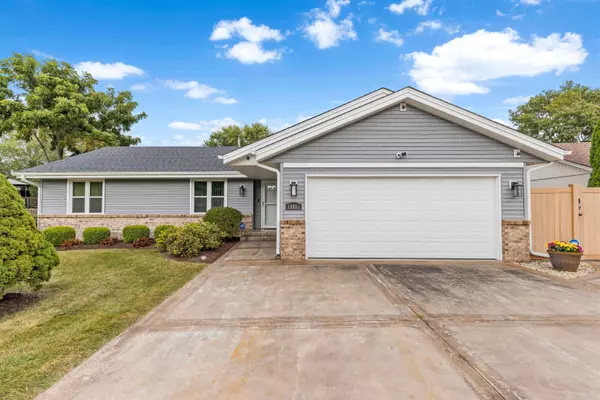 10061 PENNY Lane, Machesney Park, IL 61115