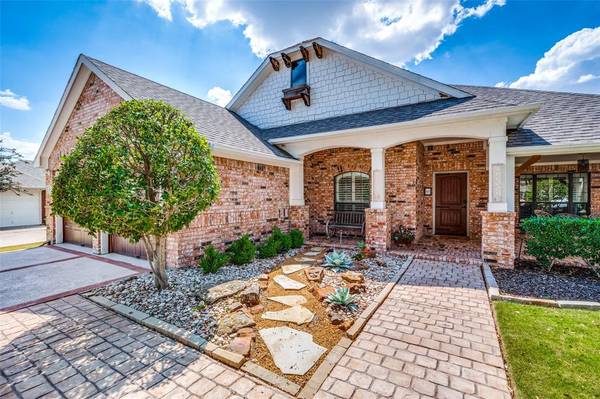 209 Lakefront Court,  Mckinney,  TX 75071