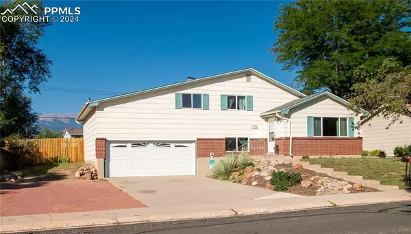 Colorado Springs, CO 80907,4220 Leyden LN