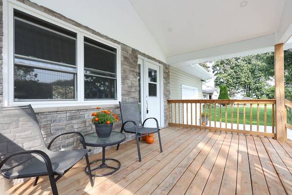 Lambton Shores, ON N0M 1T0,8328 BURWELL RD