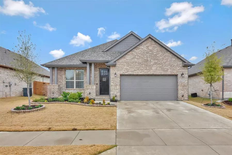 14540 Frog Lake Drive, Fort Worth, TX 76262