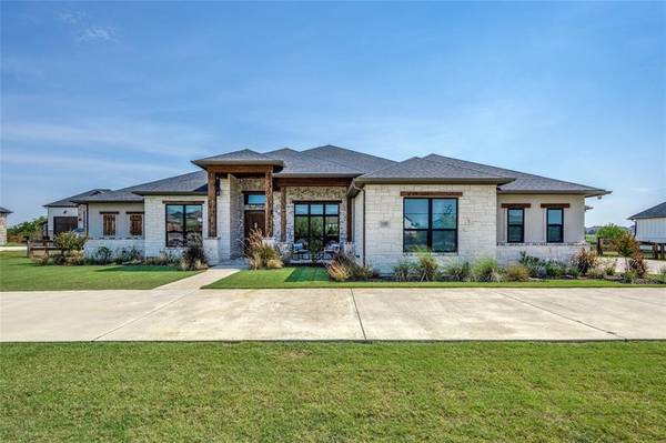 1355 Sutherland Crescent, Northlake, TX 76247