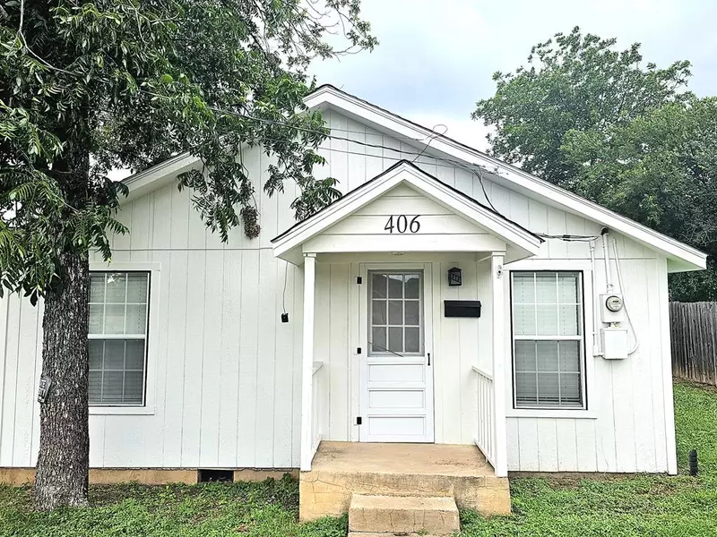 406 W 2nd St, Brady, TX 76825