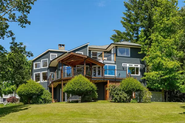 North Saanich, BC V8L 5M8,585 Norris Rd