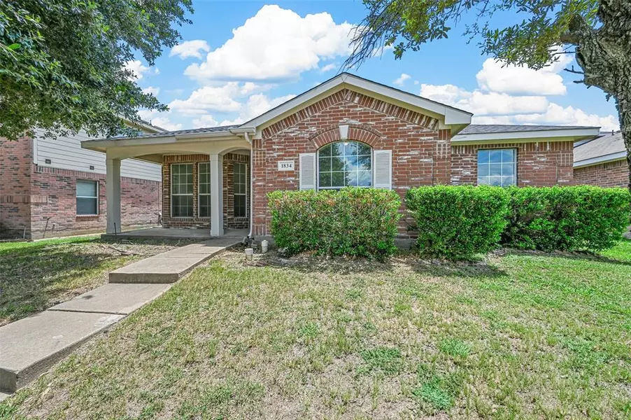 1834 Sierra Trail, Lancaster, TX 75146