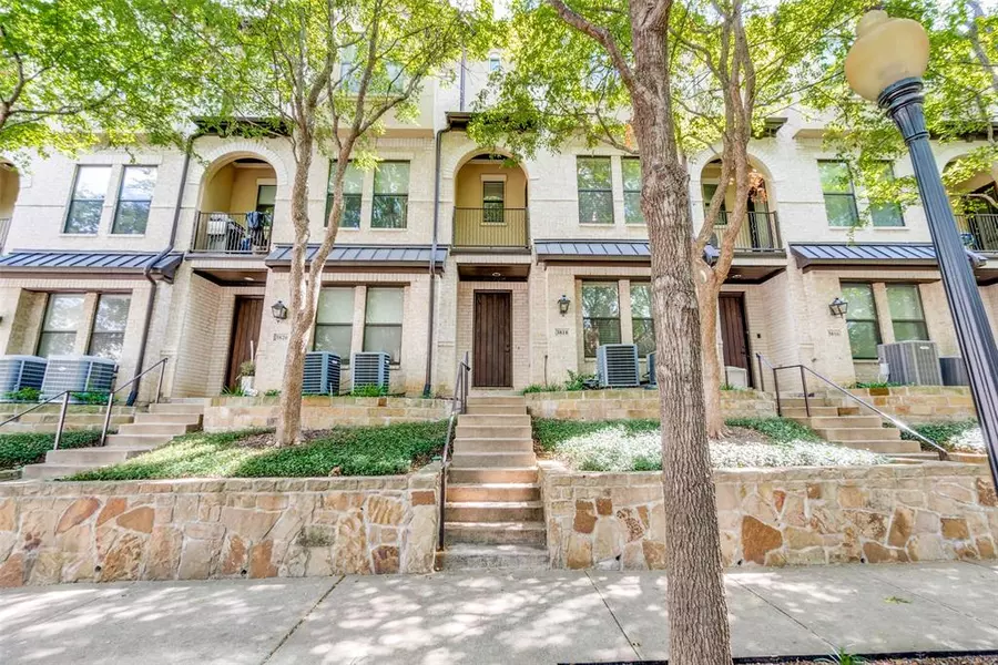 3818 Travis Street, Dallas, TX 75204