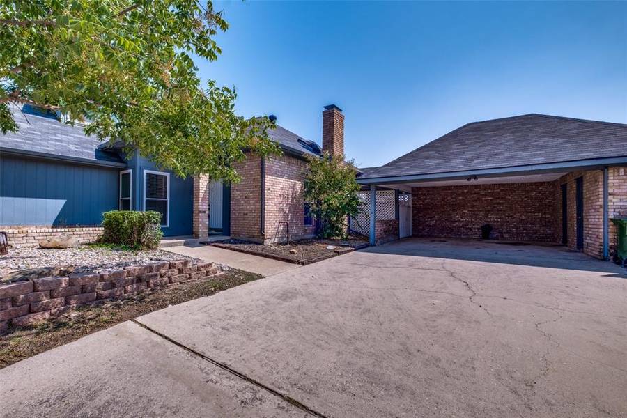 2024 Whippoorwill Lane, Carrollton, TX 75006