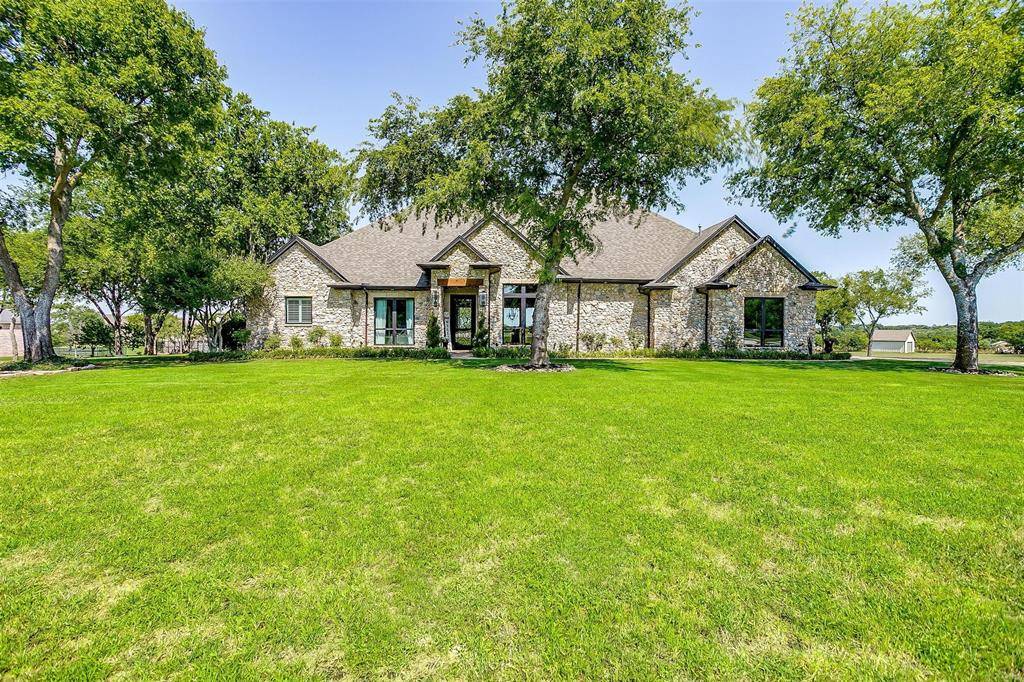 Burleson, TX 76028,10000 Tantarra Drive