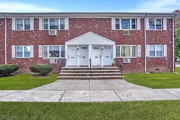 74B Gramercy Gdns, Middlesex Boro, NJ 08846