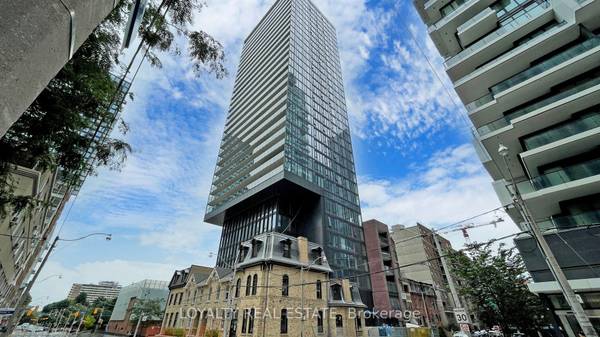 47 Mutual ST #2208,  Toronto C08,  ON M5B 0C6