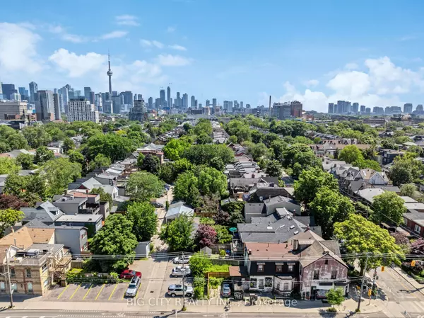 Toronto C01, ON M5S 2M3,159 Brunswick AVE