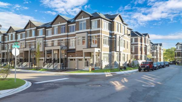 1 Sissons WAY, Markham, ON L6B 1R2