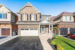 3 Bloom DR, Brampton, ON L6P 3C4