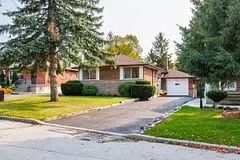 Toronto E09, ON M1J 2A8,9 Carslake CRES