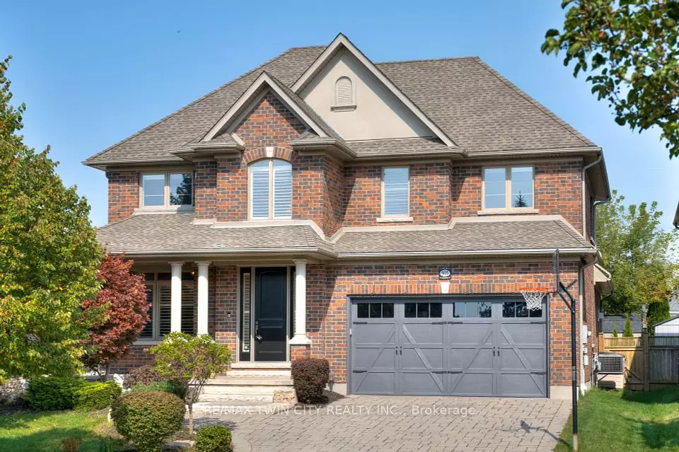 Kitchener, ON N2P 0A3,905 Riverstone CT