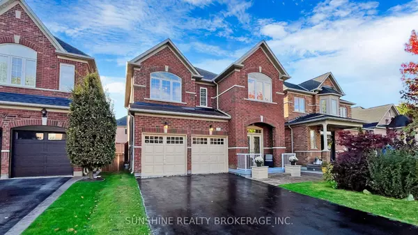 Whitchurch-stouffville, ON L4A 0S4,10 Eva Grove CT