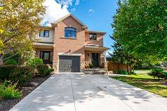 4000 Alexan CRES,  Burlington,  ON L7M 5A8