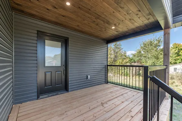 Kawartha Lakes, ON K0M 1N0,26 Murray ST