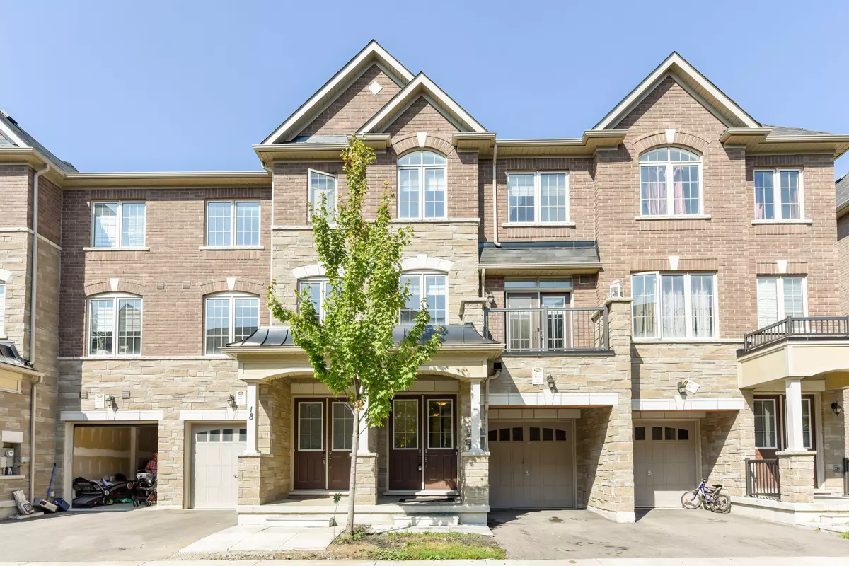 Brampton, ON L6P 4M9,16 FAYE ST