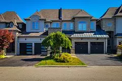 Oakville, ON L6M 0E8,2336 Wuthering Heights WAY