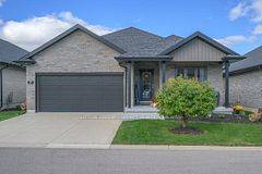 Thames Centre, ON N0M 2P0,38 Elliott TRL #17