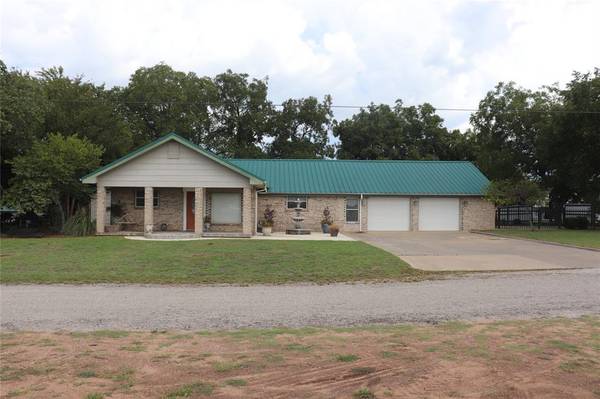 110 County Road 504, Desdemona, TX 76445