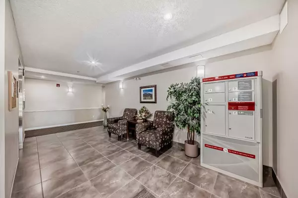 Calgary, AB T2Y 3Z7,270 Shawville WAY Southeast #411