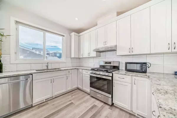 39 Corner Meadows Common NE, Calgary, AB T3N1J5