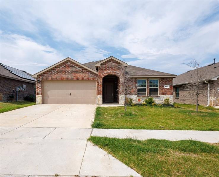 2921 Roper Street, Royse City, TX 75189