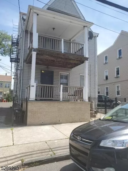 381 E 21St St, Paterson City, NJ 07513