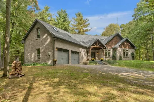 Lansdowne, ON K0E 1L0,124 CROSS CEMETARY RD