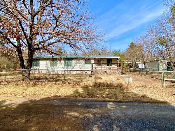 369 Arnold Drive, Gordonville, TX 76245