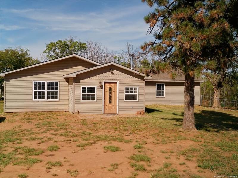 22130 10th Street, Hinton, OK 73047