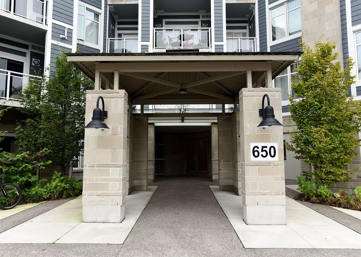 Whitby, ON L1N 0C1,650 Gordon ST #212