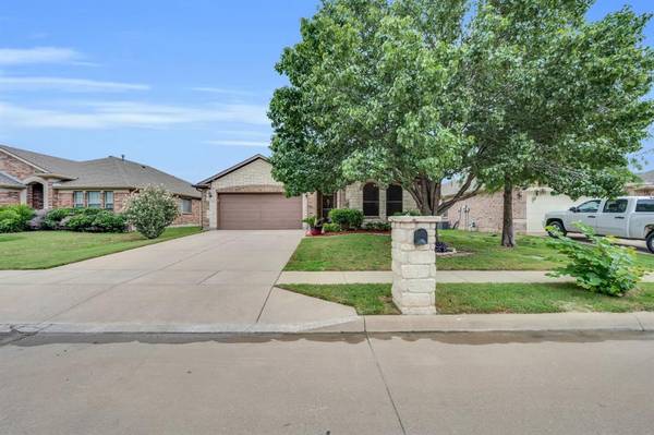 6932 Big Wichita Drive, Fort Worth, TX 76179