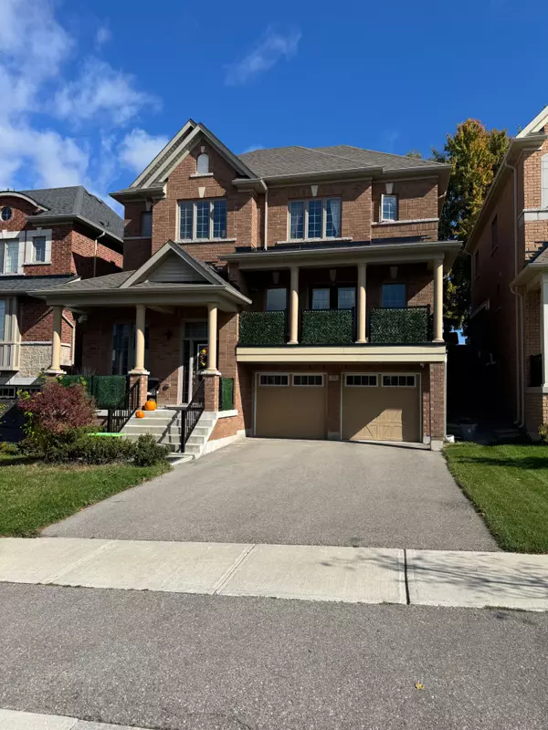 23 Cyprus Glen N/A #UPPER, East Gwillimbury, ON L9N 0S9