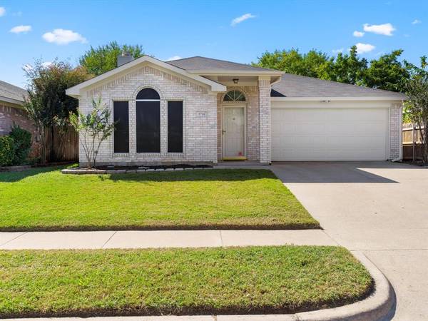 5710 Blue Meadow Trail, Arlington, TX 76017