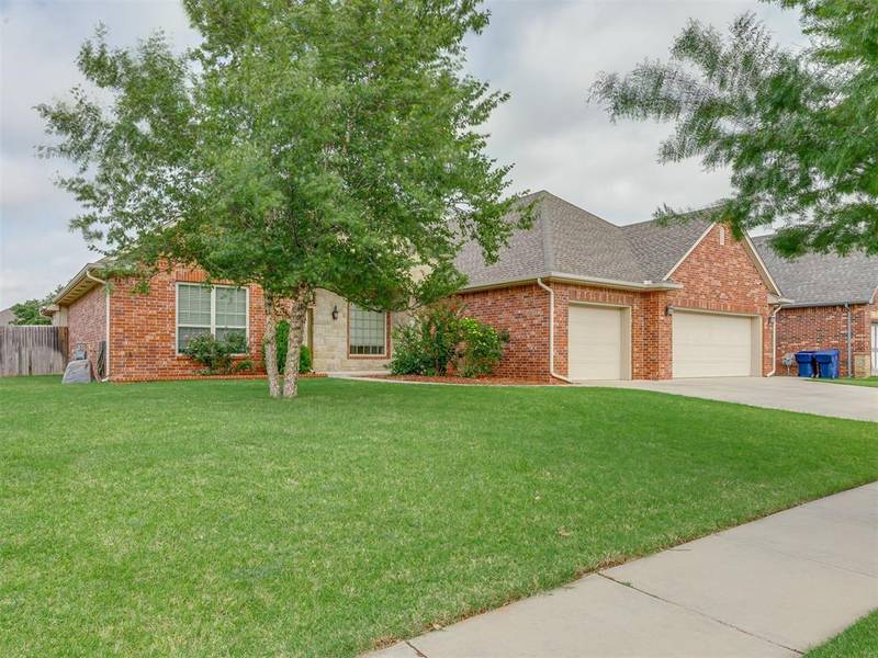 18505 Salvador Road, Edmond, OK 73012