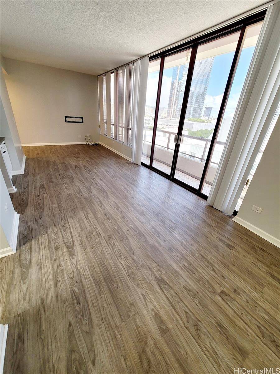 725 Kapiolani Boulevard #1013, Honolulu, HI 96813
