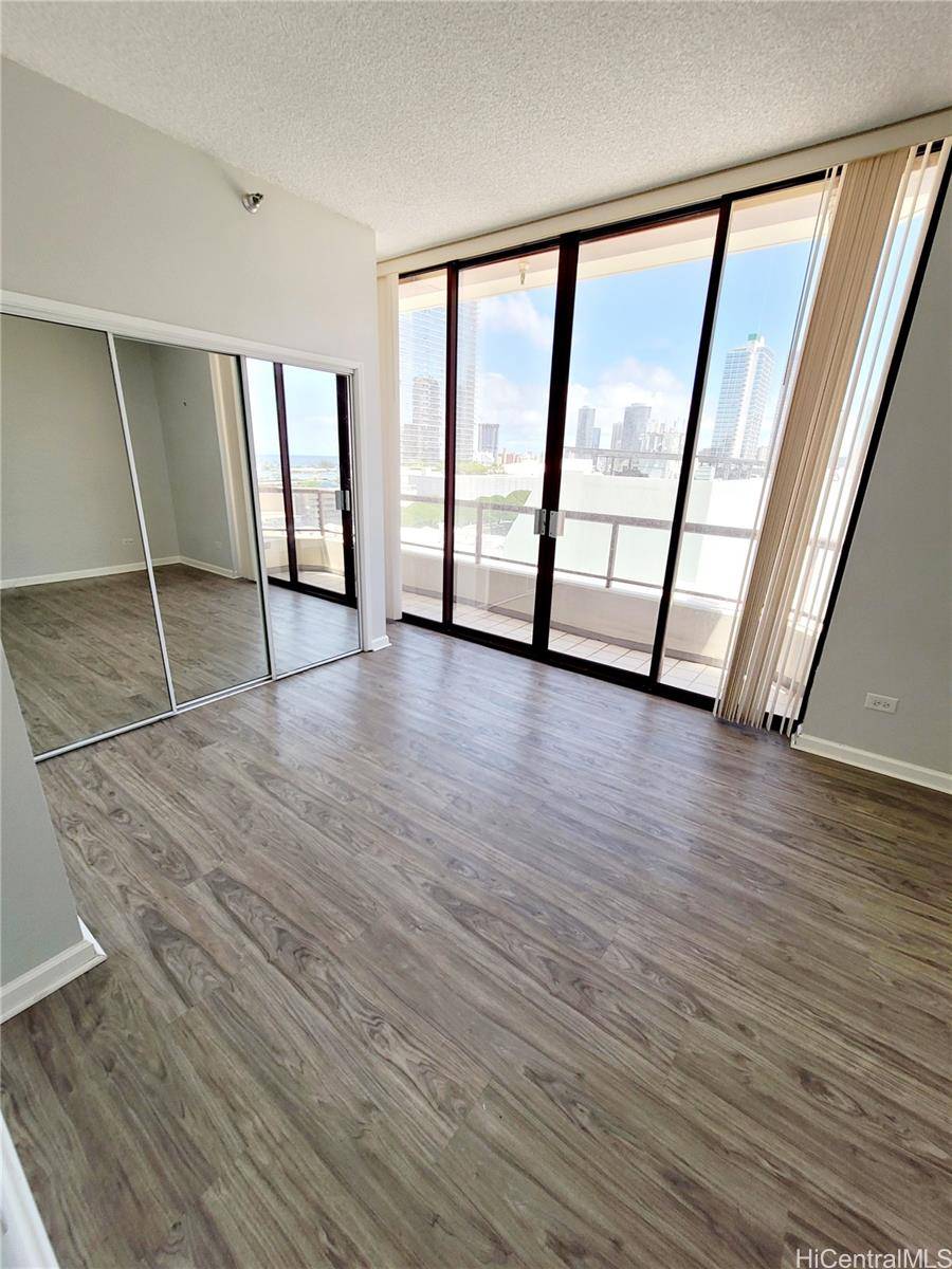 Honolulu, HI 96813,725 Kapiolani Boulevard #1013