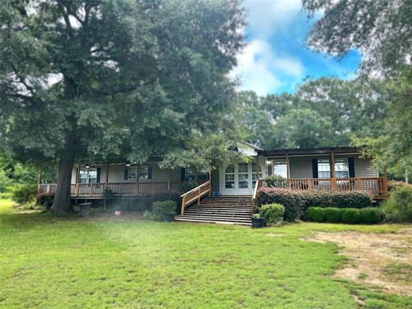 125 Bedsole Lane, Mansfield, LA 71052